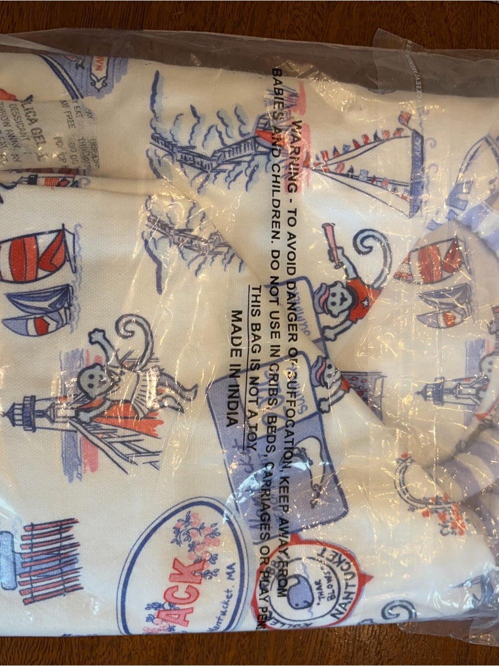Nantucket Themed Print Tote or Beach days bond Bag - White with Red & Blue Motif - Picture 3 of 4